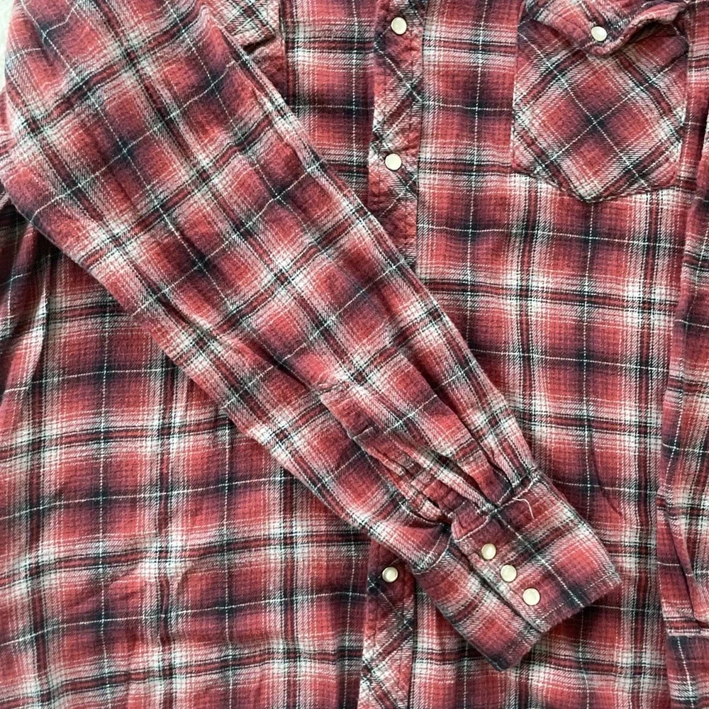 90s Vintage Wrangler Wrancher Mens XL Shirt Red Plaid Flannel Western Pearl Snap